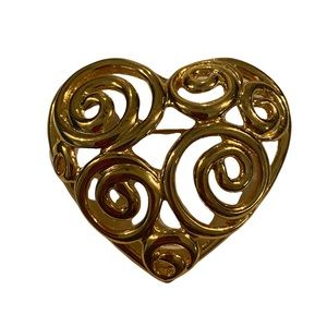 Charming Charlie Gold Tone Heart Brooch Pin Swirl Filigree Ornate Signed